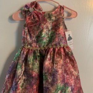 $30.00 Girls printed Jacquard Dress With Bow